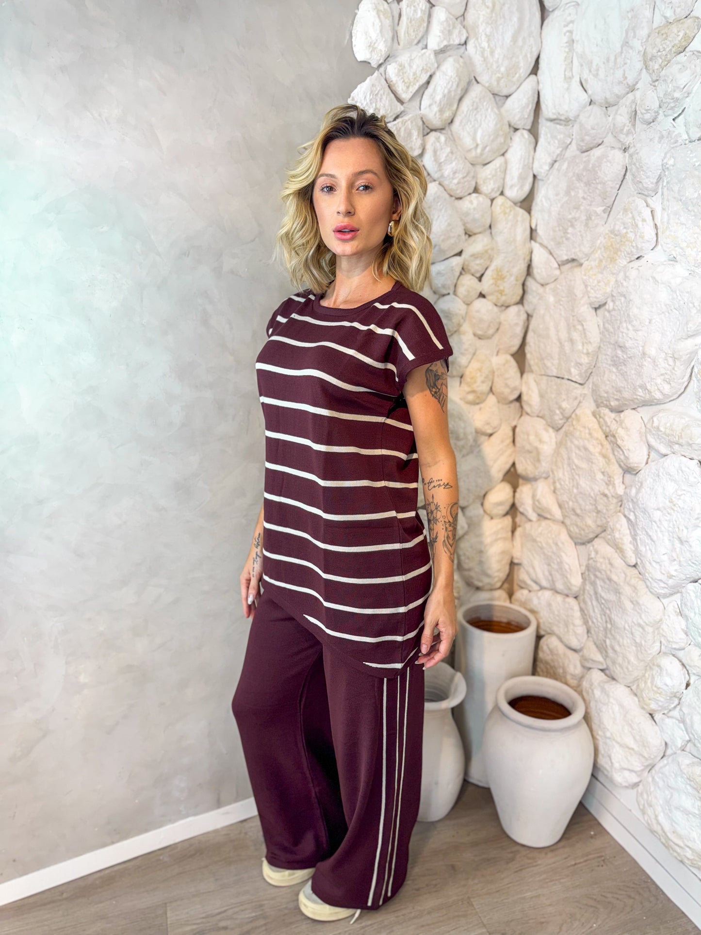 CONJUNTO BRUNA TRICOT PARIS LISTRAS