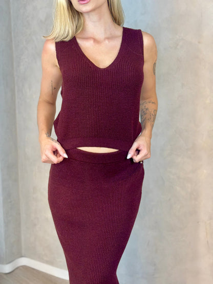 CONJUNTO SAIA MIDI E CROPPED TRICOT LARISSA